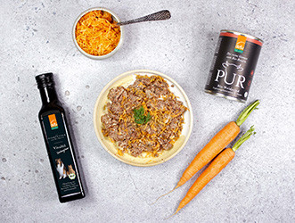 Rezept PUR Weidenrind für Katze Schüssel mit gemischten Zutaten und einzelne Zutaten